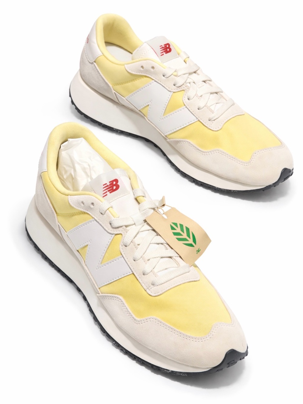 New Balance Cream & Yellow Low-Profile Runner Sneakers - Picture 2 of 8